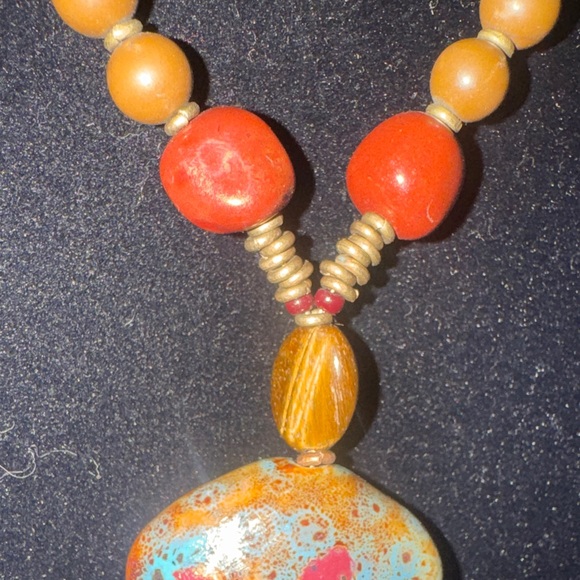 Necklace - Picture 5 of 9